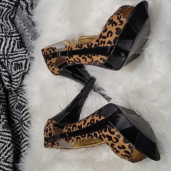 Heels - Picture 11 of 13